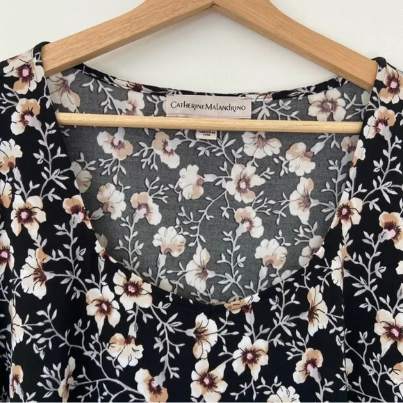 CATHERINE MALANDRINO BLACK/WHITE/BEIGE FLORAL JERSEY SHORT SLEEVED TOP, X-LARGE - Picture 4 of 9